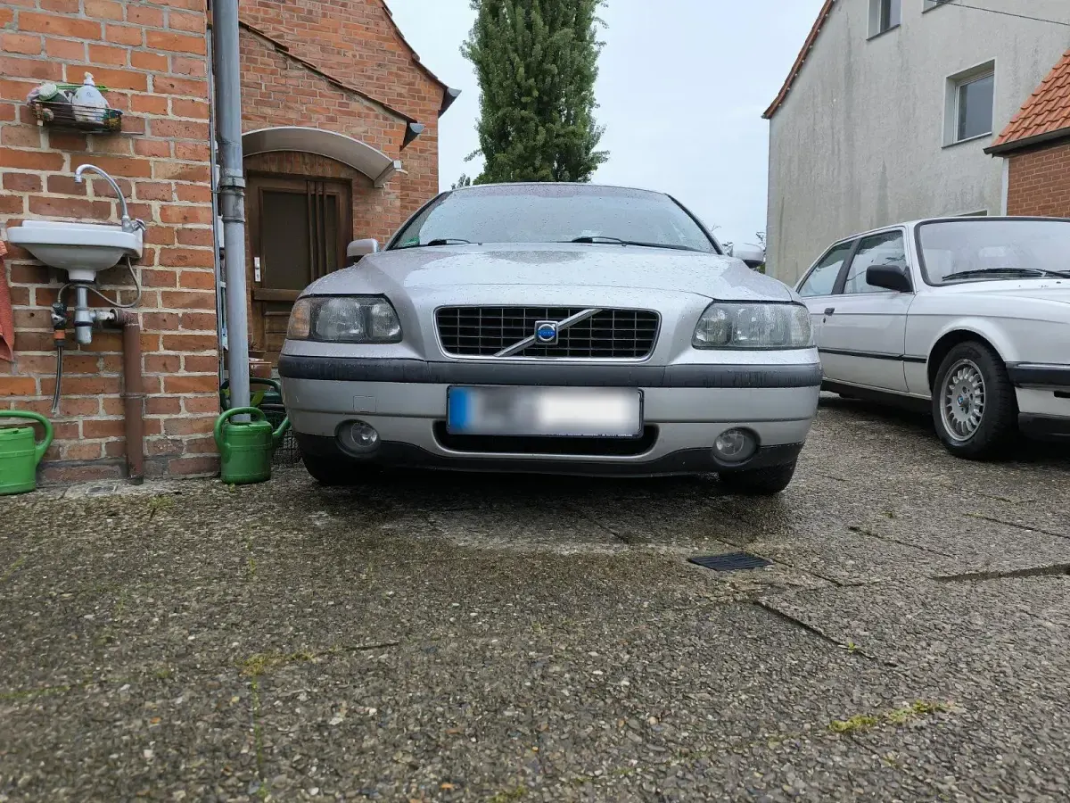 Używany Volvo S60 140 KM (102 kW) 2004 Sedan/Limuzyna
