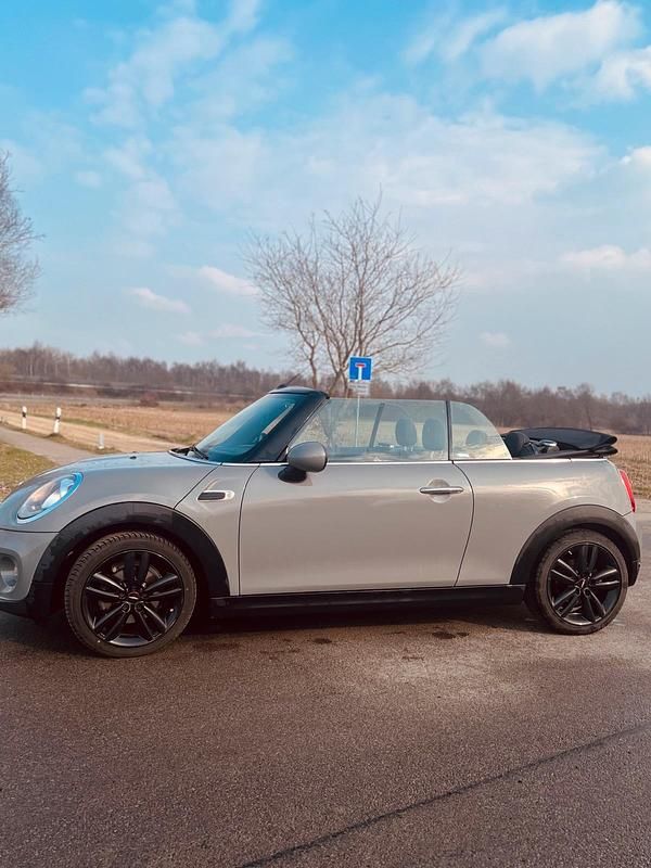 Gebraucht Mini Cooper Cabriolet 98 PS (72 kW) 2018 Grau Cabrio