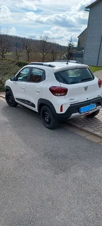 Gebraucht Dacia Spring Essentiel 33 kW (45 PS) 2022 Weiß Kleinwagen