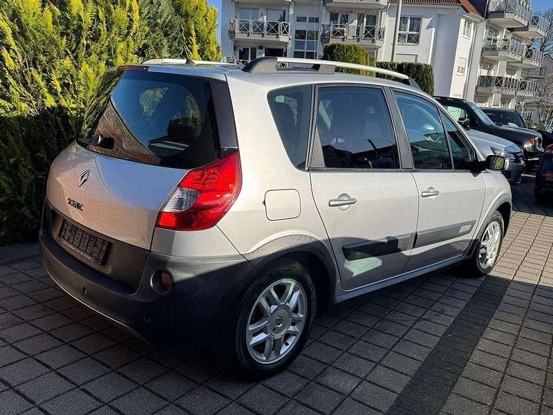 Gebraucht Renault Scénic II 111 PS (81 kW) 2008 Platingrau Van / Kleinbus