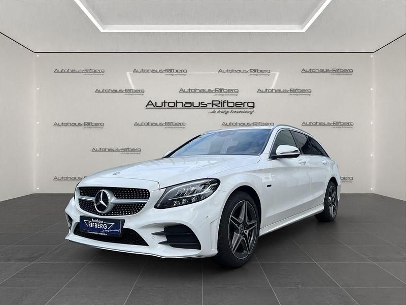 Schwarz Gebraucht 2020 Mercedes C300e Business Limousine | 25.890 € (Fairer Preis) - Bild 1/4