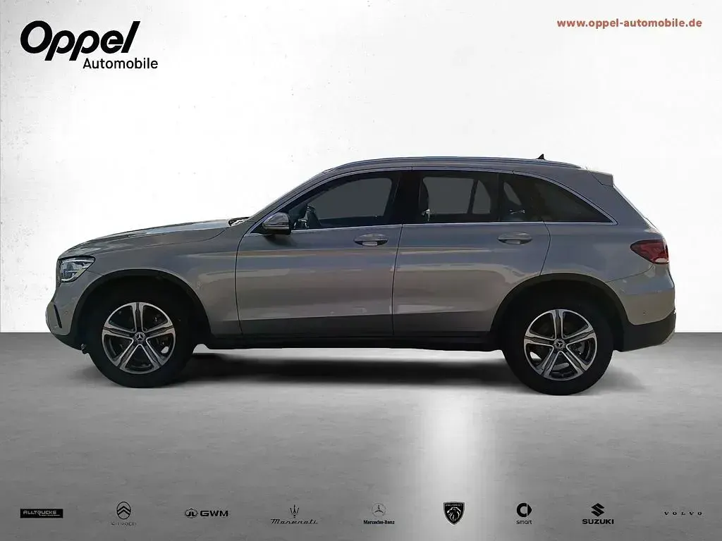 Gebraucht Mercedes GLC220 194 PS (142 kW) 2022 Mojavesilber metalliclack SUV