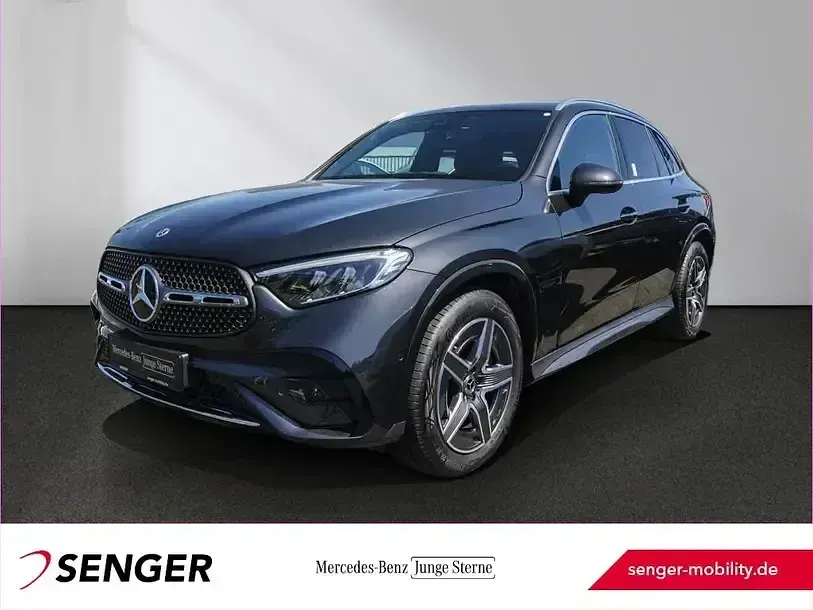 Gebraucht Mercedes GLC300 AMG 269 PS (197 kW) 2025 SUV