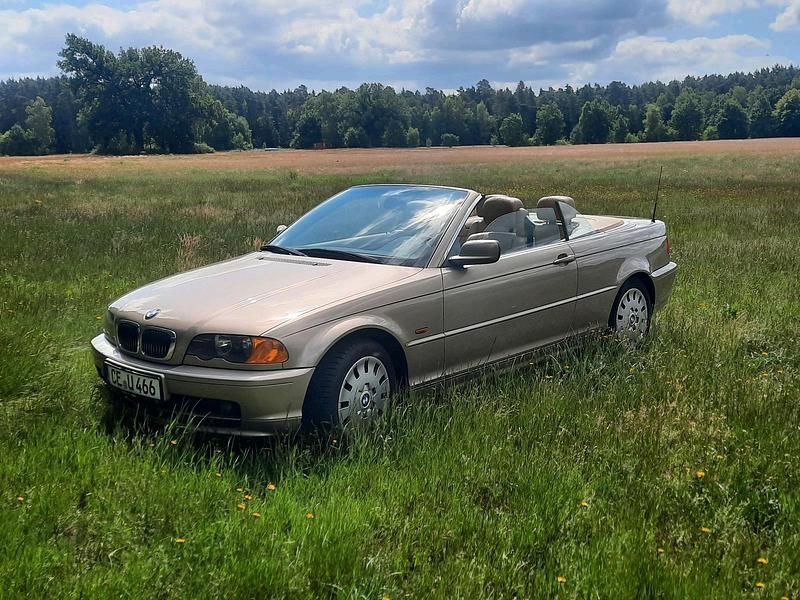 Gebraucht BMW 323 Cabriolet 170 PS (125 kW) 2000 Gold Cabrio