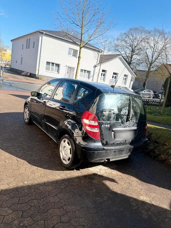Gebraucht Mercedes A150 95 PS (69 kW) 2005 Schwarz Limousine