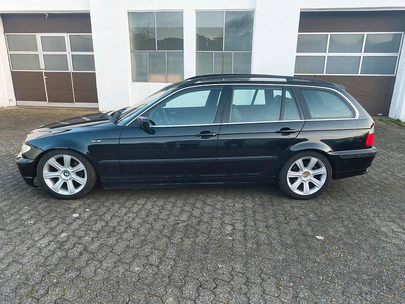 Gebraucht BMW 320 185 PS (136 kW) 2005 Schwarz Kombi