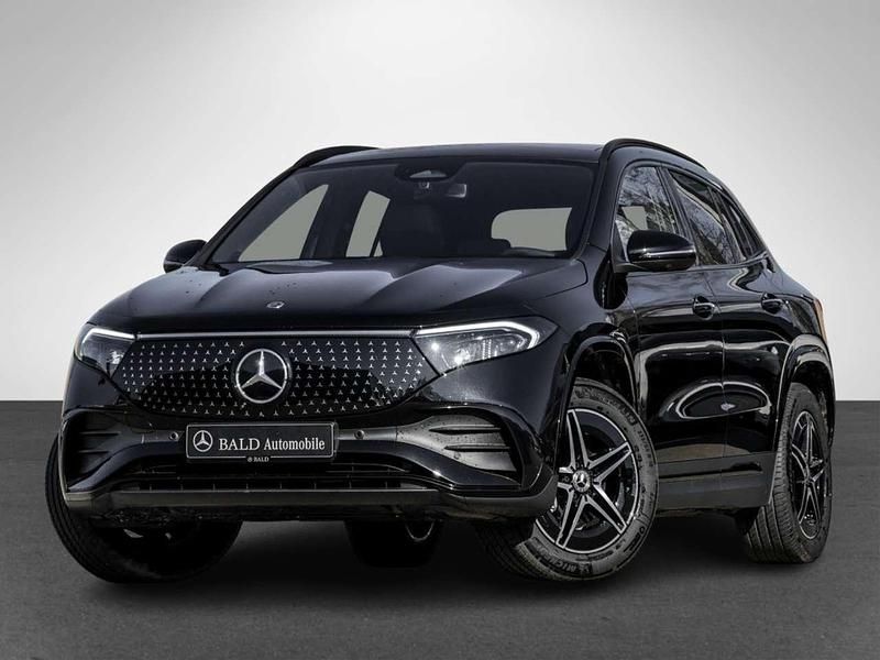 Gebraucht Mercedes EQA300 AMG 167 kW (228 PS) 2025 Metalliclack kosmosschwarz SUV