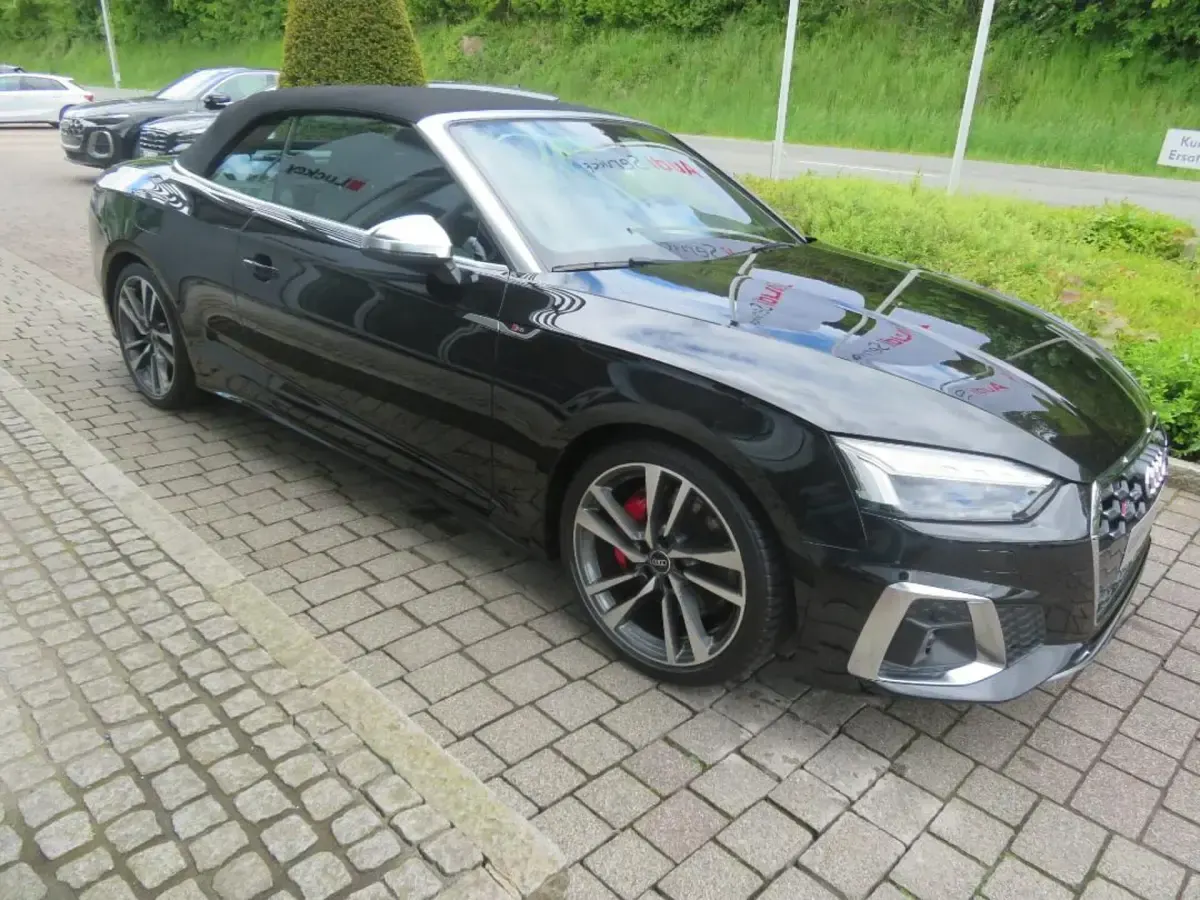 Gebraucht Audi S5 Cabriolet Ambiente 354 PS (260 kW) 2024 Schwarz Cabrio