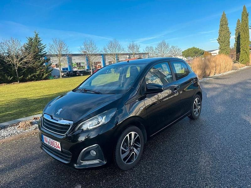 Gebraucht Peugeot 108 Allure 82 PS (60 kW) 2015 Schwarz Kleinwagen