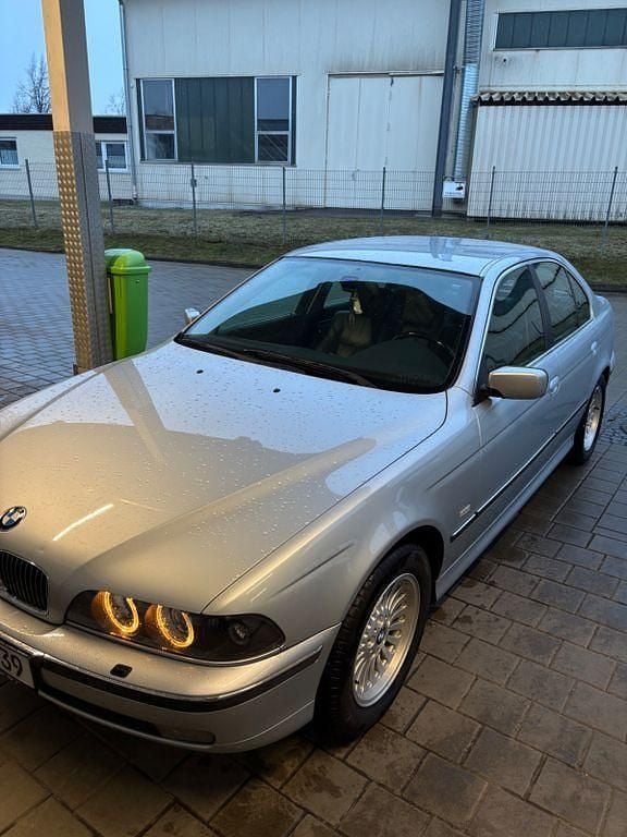 Gebraucht BMW 535 235 PS (172 kW) 1998 Silber Limousine
