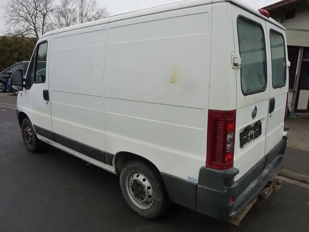Gebraucht Fiat Ducato 84 PS (61 kW) 2006 Weiß Van