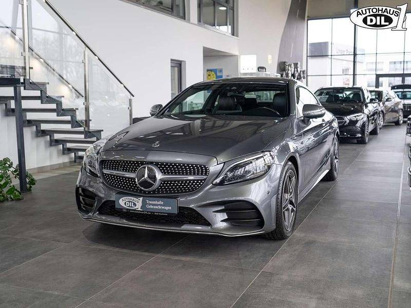 Gebraucht Mercedes C300 AMG 258 PS (189 kW) 2019 Grau Coupé