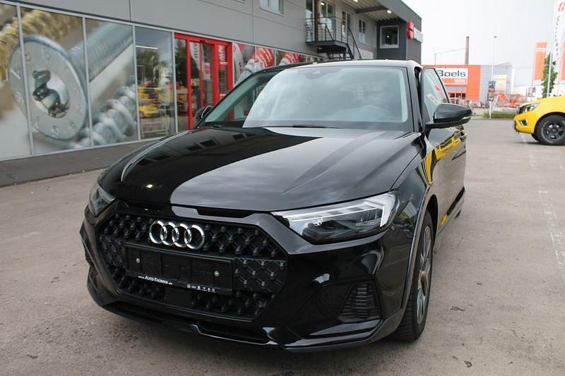 Schwarz Gebraucht 2022 Audi A1 Basis Kleinwagen | 20.500 € (Fairer Preis) - Bild 1/4