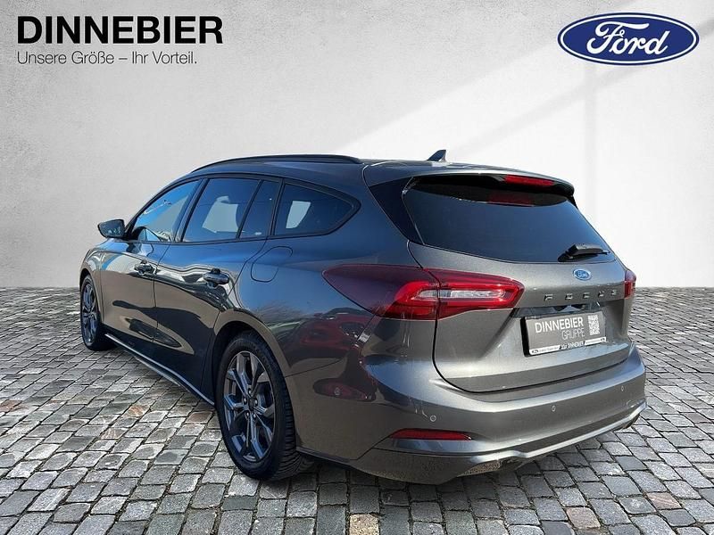 Gebraucht Ford Focus ST-Line X 155 PS (114 kW) 2024 Grau (metallic) Kombi