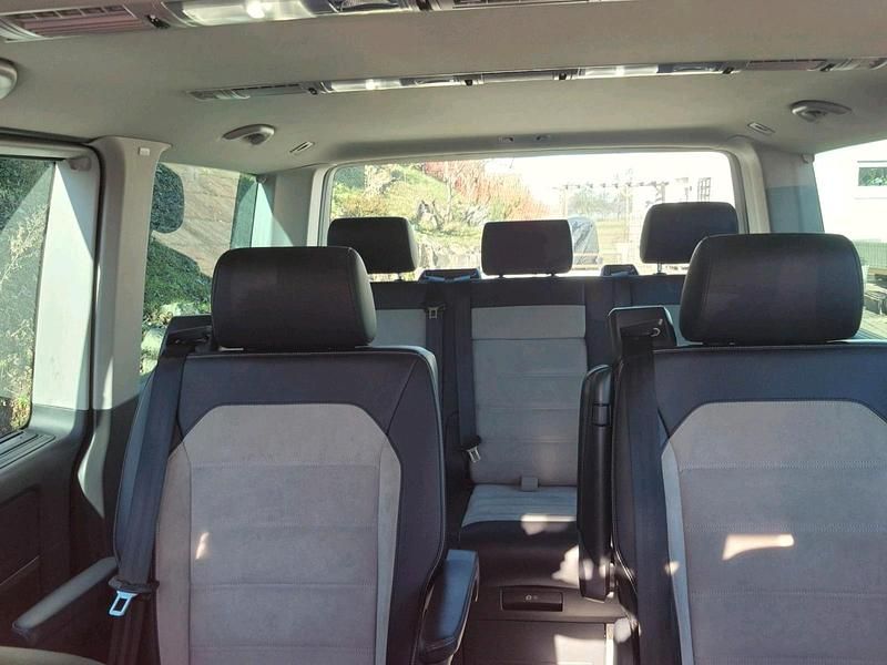 Gebraucht VW Multivan 204 PS (150 kW) 2017 Weiß Van