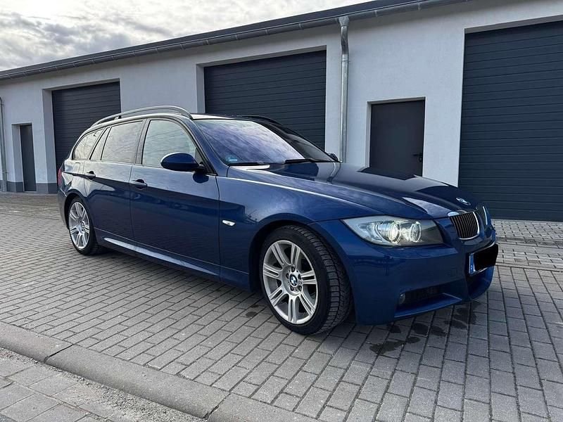 Gebraucht BMW 330 258 PS (189 kW) 2006 Blau Kombi