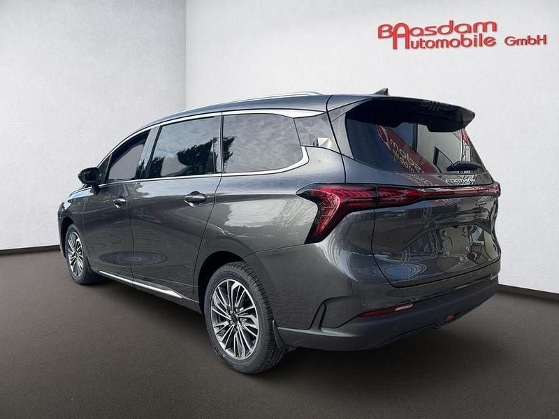 Neu DFSK Forthing 4 177 PS (130 kW) 2026 Grau Van / Kleinbus