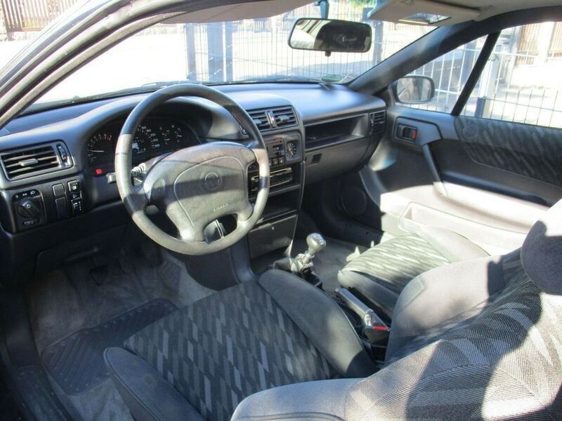 Gebraucht Opel Calibra 116 PS (85 kW) 1993 Rot Coupé