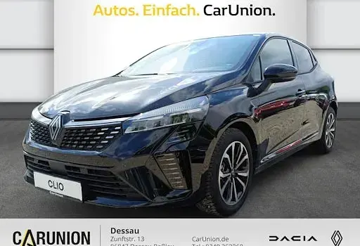 Gebraucht Renault Clio V Techno 91 PS (66 kW) 2025 Black pearlschwarz metallic Limousine