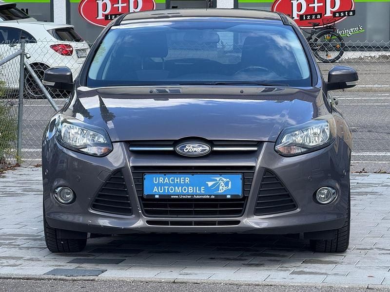 Gebraucht Ford Focus Champions Edition 105 PS (77 kW) 2012 Braun Kombi