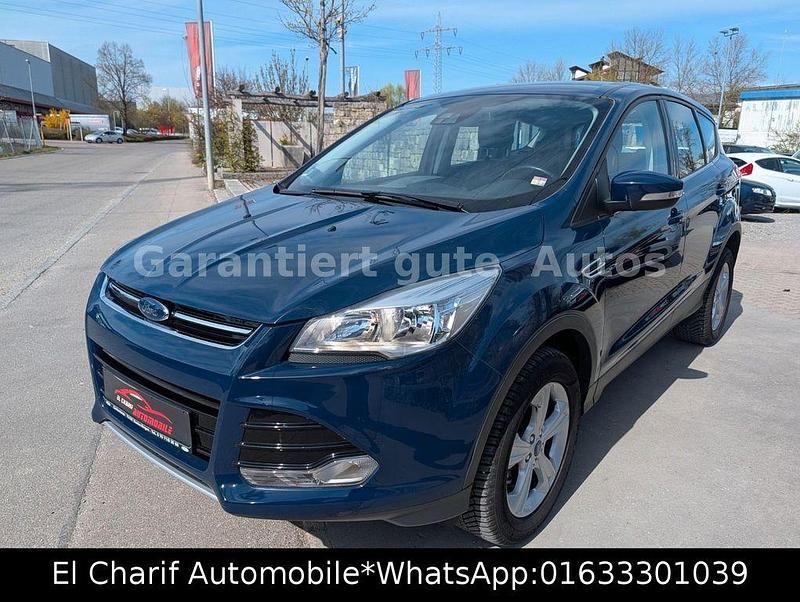 Gebraucht Ford Kuga Titanium 120 PS (88 kW) 2016 Blau SUV