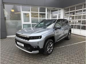 Neu Jeep Compass 145 PS (106 kW) 2025 Grün (hawaii) SUV