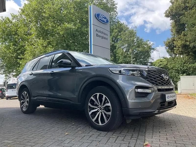 Gebraucht Ford Explorer ST-Line 457 PS (336 kW) 2024 Carbonizedgrey metallic grau SUV