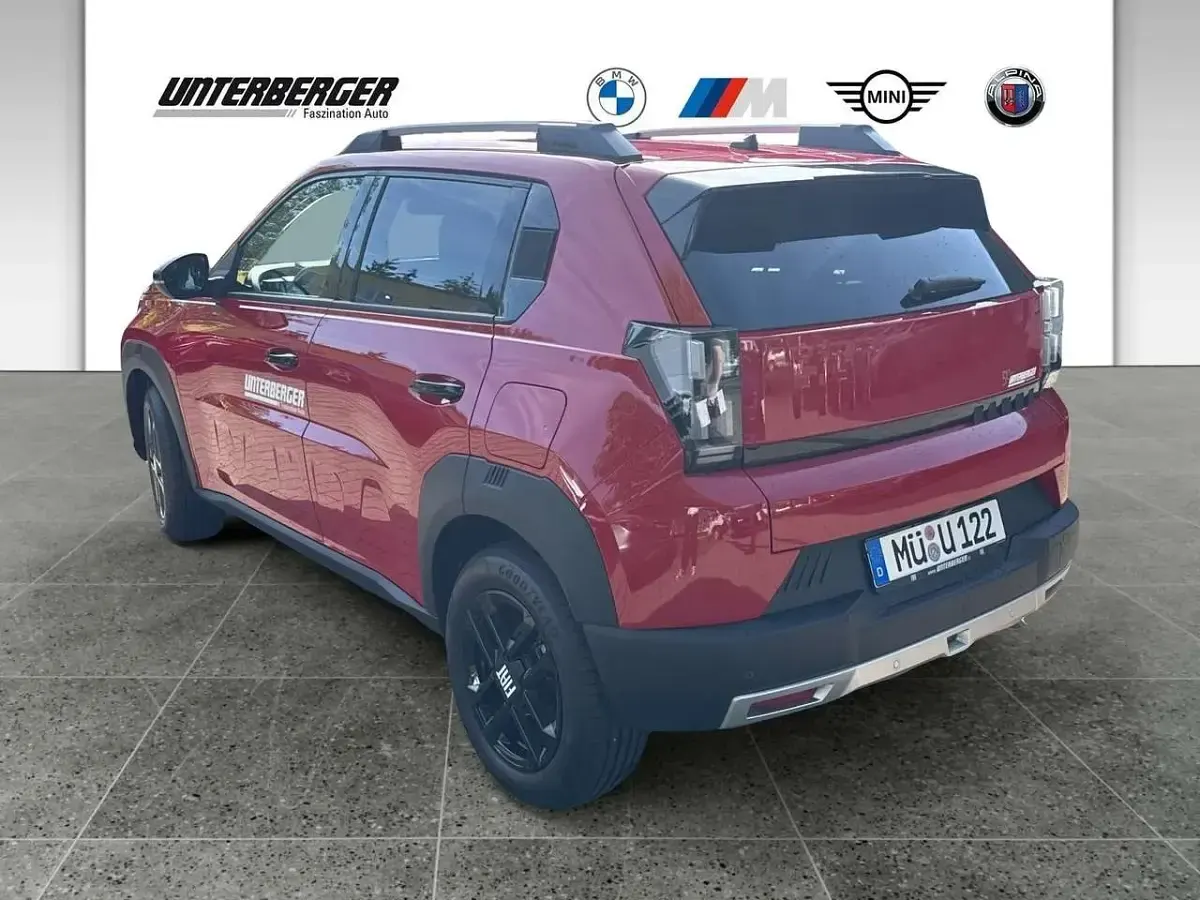Neu Fiat Grande Panda 101 PS (74 kW) 2026 Rot Kleinwagen