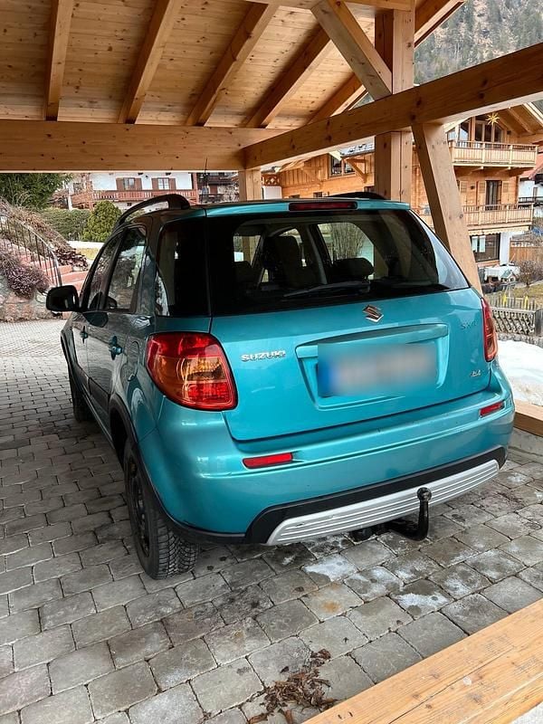 Gebraucht Suzuki SX4 150 PS (110 kW) 2009 Grün Kleinwagen