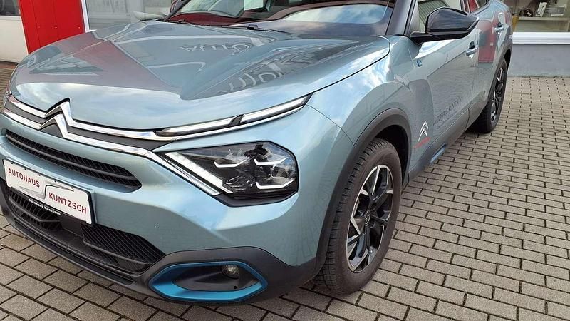 Gebraucht Citroën e-C4 Feel 100 kW (136 PS) 2023 Islandblau Limousine