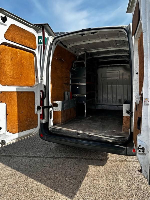 Gebraucht Opel Movano 125 PS (91 kW) 2013 Weiß Van / Kleinbus