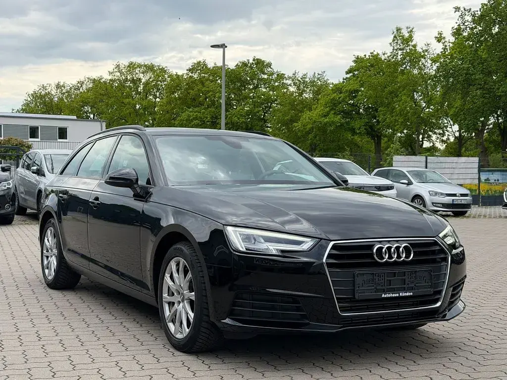 Brugt Audi A4 Basis 190 HK (139 kW) 2019 Sort Stationcar