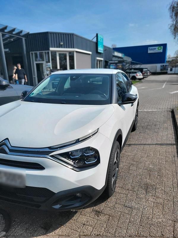 Gebraucht Citroën C4 131 PS (96 kW) 2021 Weiß Limousine