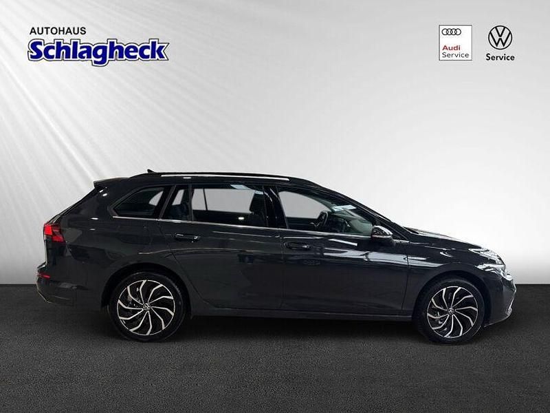 Gebraucht VW Golf VII Style 150 PS (110 kW) 2021 Uranograu Kleinwagen