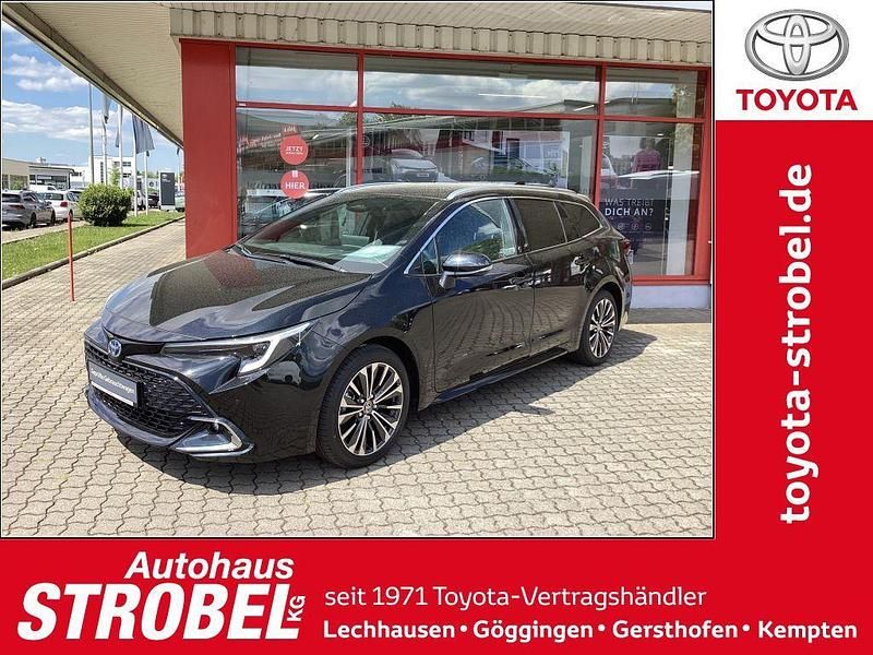 Mysticschwarz mica Gebraucht 2023 Toyota Corolla Team Kombi | 29.480 € (Fairer Preis) - Bild 1/4