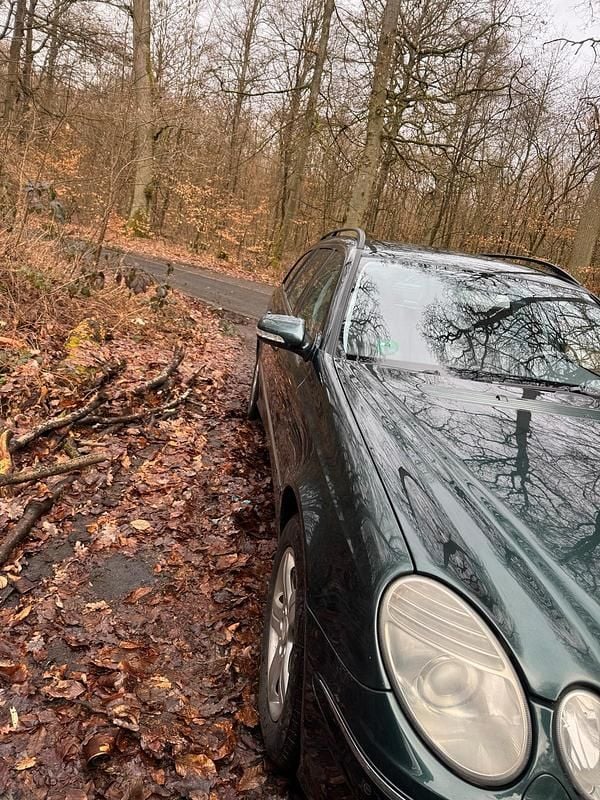 Gebraucht Mercedes E320 224 PS (164 kW) 2008 Andere farben Kombi