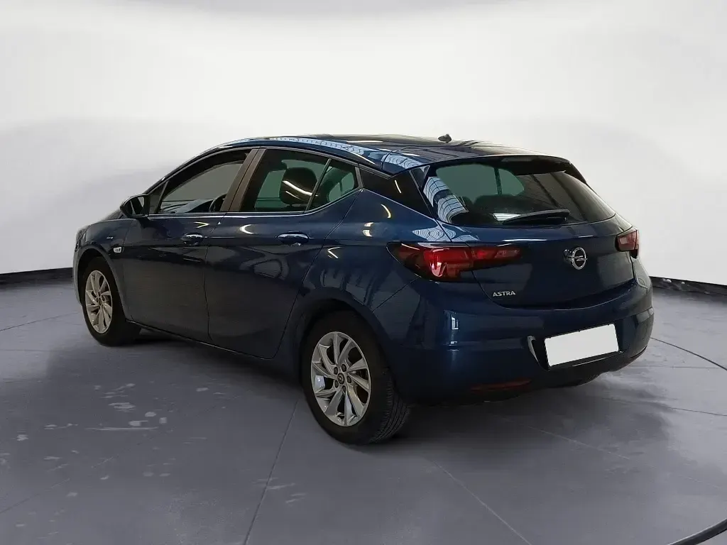 Gebraucht Opel Astra 111 PS (81 kW) 2021 Blau (nautic blue) Limousine