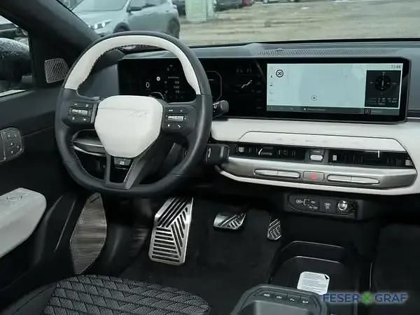 Neu Kia EV4 150 kW (204 PS) 2026 Deluxe weiss Limousine