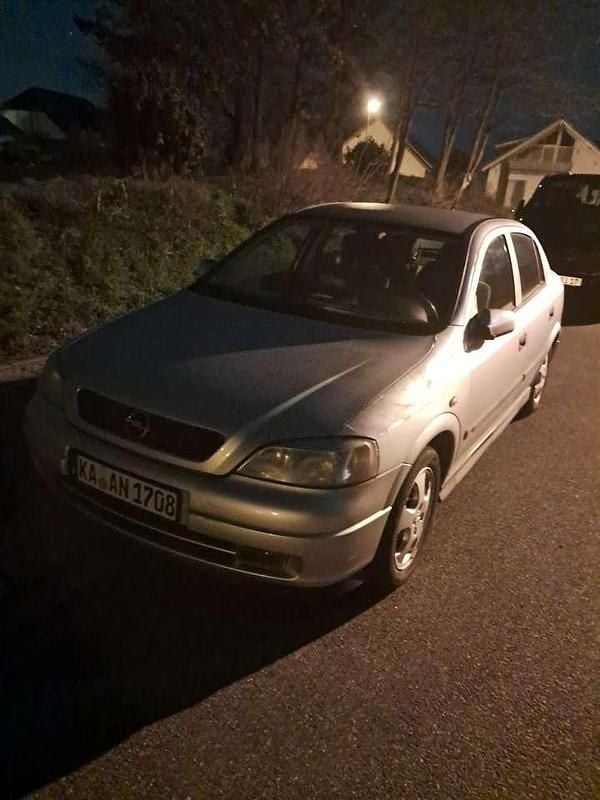 Gebraucht Opel Astra 75 PS (55 kW) 1999 Limousine