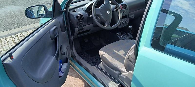 Gebraucht Opel Corsa 75 PS (55 kW) 2001 Grün Kleinwagen