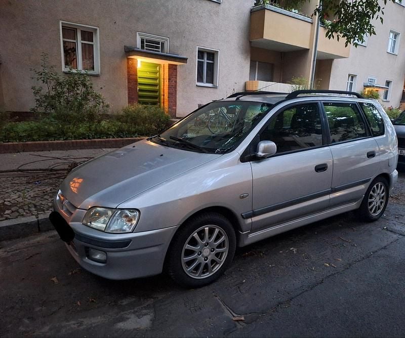 Silber Gebraucht 2002 Mitsubishi Space Star Van / Kleinbus | 1.500 € (Fairer Preis) - Bild 1/2