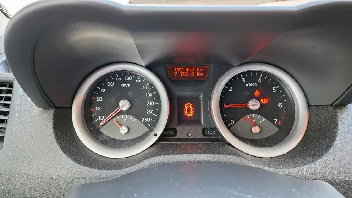 Gebraucht Renault Mégane 98 PS (72 kW) 2005 Rot Kleinwagen