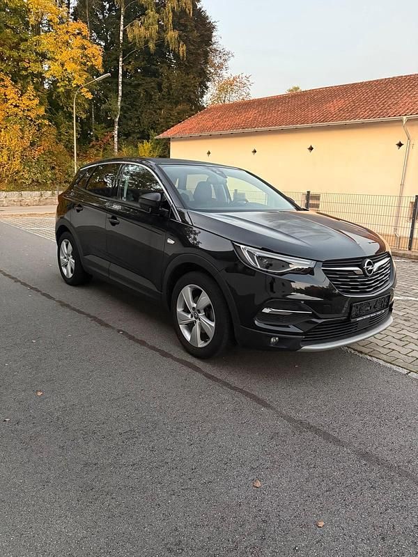 Schwarz Gebraucht 2018 Opel Grandland X SUV | 9.400 € (Superpreis) - Bild 1/4