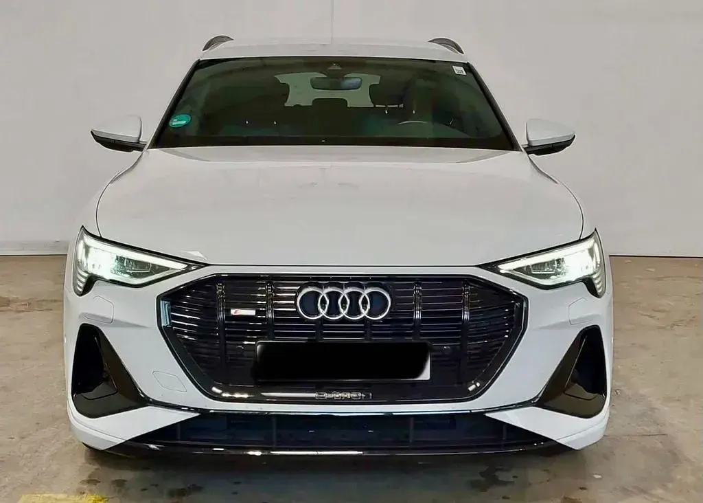 Gebraucht Audi e-tron Advanced 300 kW (408 PS) 2022 Weiß SUV