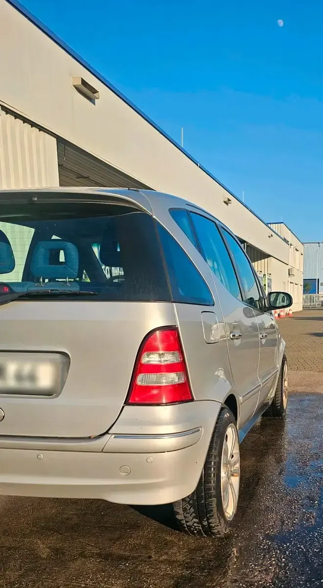 Gebraucht Mercedes A190 2002 Silber Kleinwagen