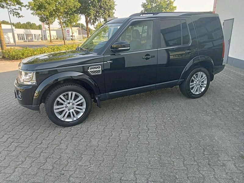 Schwarz Gebraucht 2014 Land Rover Discovery 4 HSE SUV | 15.666 € (Superpreis) - Bild 1/4
