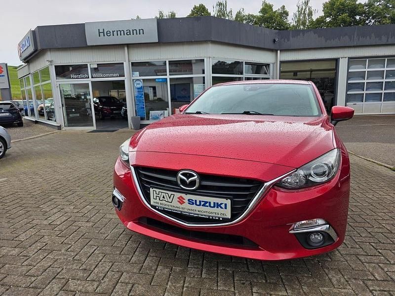 Rot Gebraucht 2014 Mazda 3 Center-Line Limousine | 12.490 € (Fairer Preis) - Bild 1/4