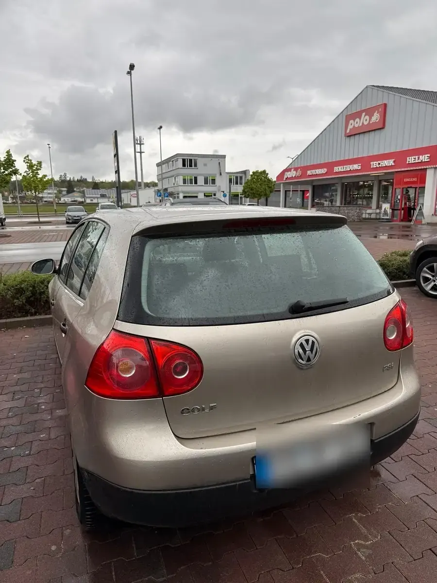 Gebraucht VW Golf V 75 PS (55 kW) 2004 Beige Kleinwagen