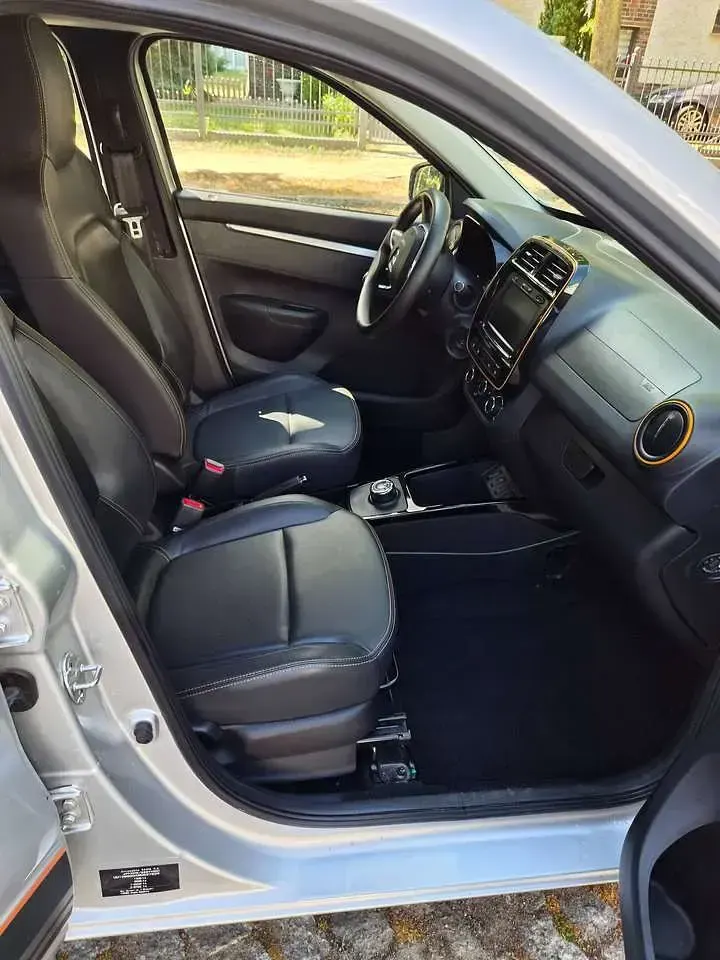 Gebraucht Dacia Spring Comfort Plus 33 kW (45 PS) 2021 Silber Kleinwagen