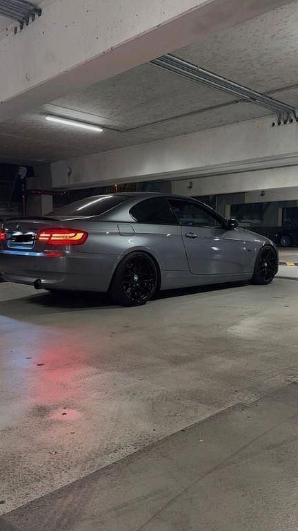 Second-hand BMW 335 Performance 306 CP (225 kW) 2006 Gri Coupe